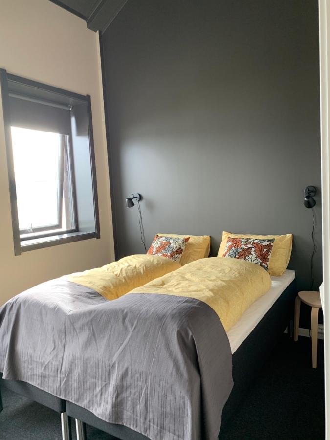 מלון Skaland Bedehuset Basecamp Senja מראה חיצוני תמונה