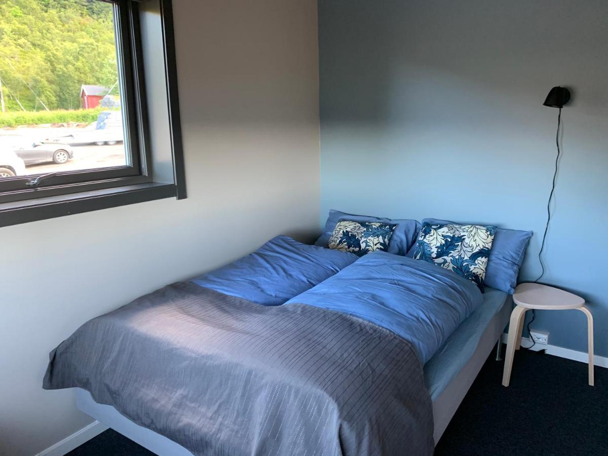 מלון Skaland Bedehuset Basecamp Senja מראה חיצוני תמונה